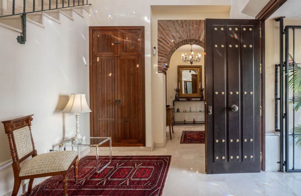 4 soveværelse Villa til salg i Mijas Costa med swimmingpool garage - € 1.985.000 (Ref: 10161086)