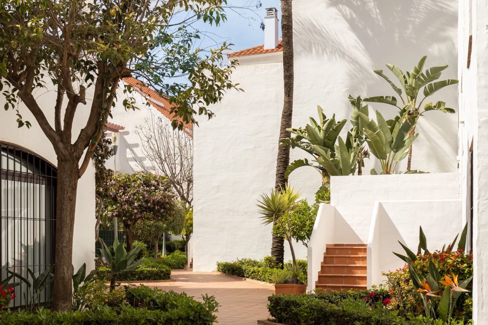 4 quarto Penthouse para venda em Nueva Andalucia com piscina garagem - 950 000 € (Ref: 10161087)