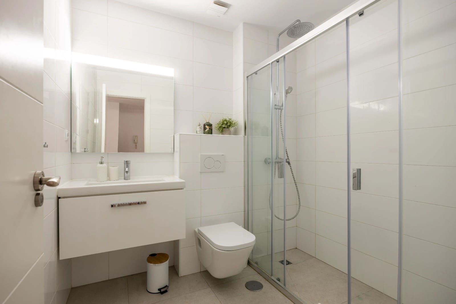 3 sovrum Lägenhet till salu i Nueva Andalucia med pool garage - 675 000 € (Ref: 10161088)