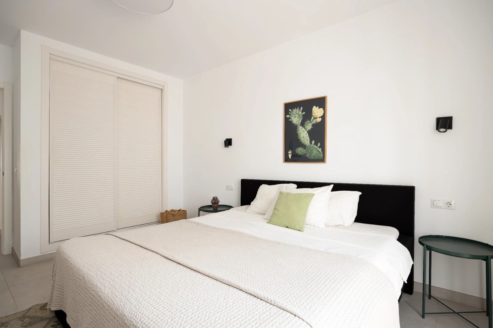 3 sovrum Lägenhet till salu i Nueva Andalucia med pool garage - 675 000 € (Ref: 10161088)