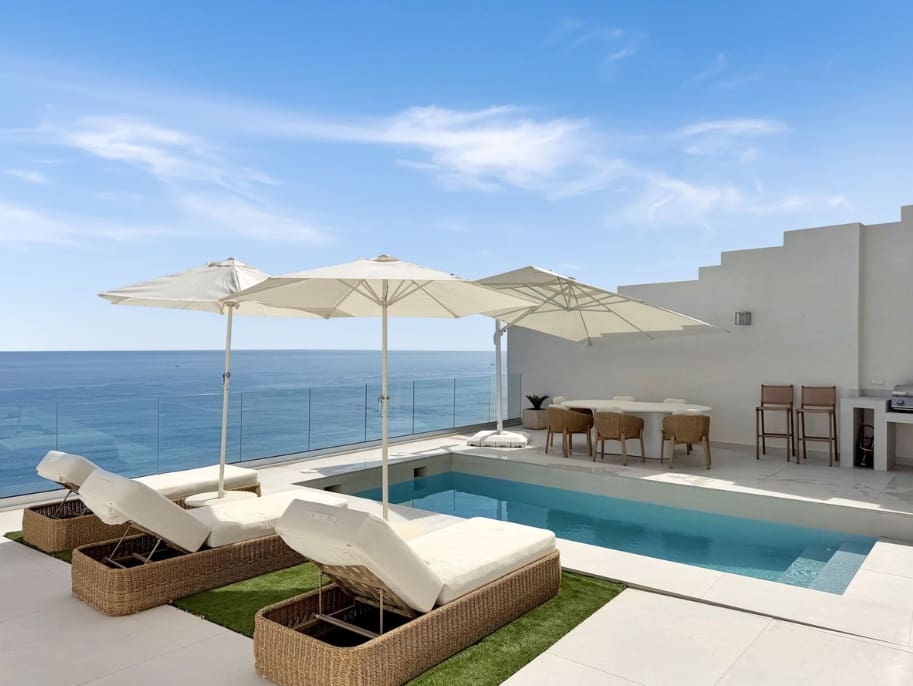 4 quarto Moradia para venda em Manilva com piscina garagem - 1 400 000 € (Ref: 10161090)