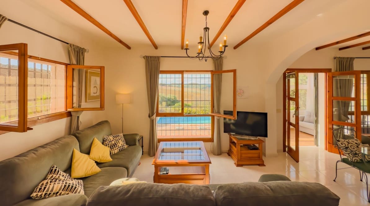 2 chambre Villa/Maison à vendre à Almogia avec piscine garage - 299 000 € (Ref: 10162864)