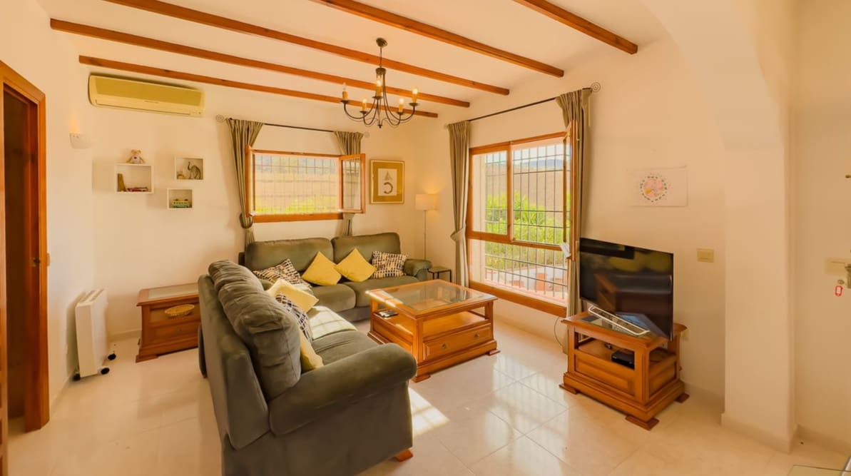 2 chambre Villa/Maison à vendre à Almogia avec piscine garage - 299 000 € (Ref: 10162864)