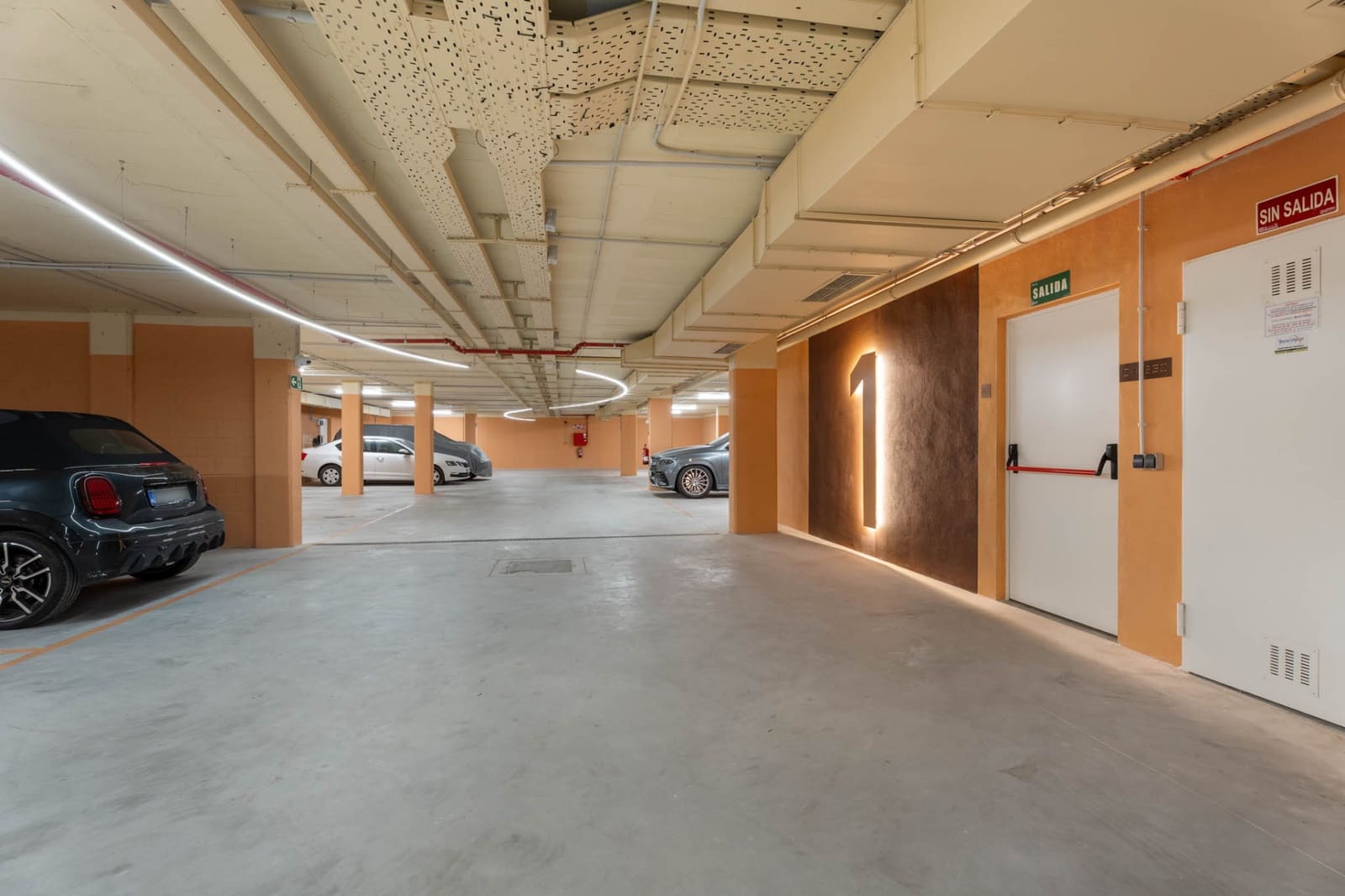 3 soveværelse Lejlighed til salg i Fuengirola med swimmingpool garage - € 910.000 (Ref: 10162867)