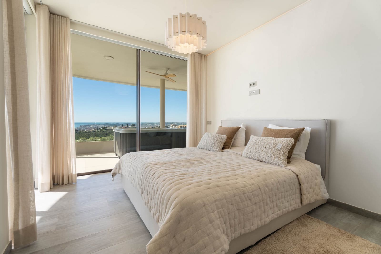 3 soveværelse Lejlighed til salg i Fuengirola med swimmingpool garage - € 910.000 (Ref: 10162867)