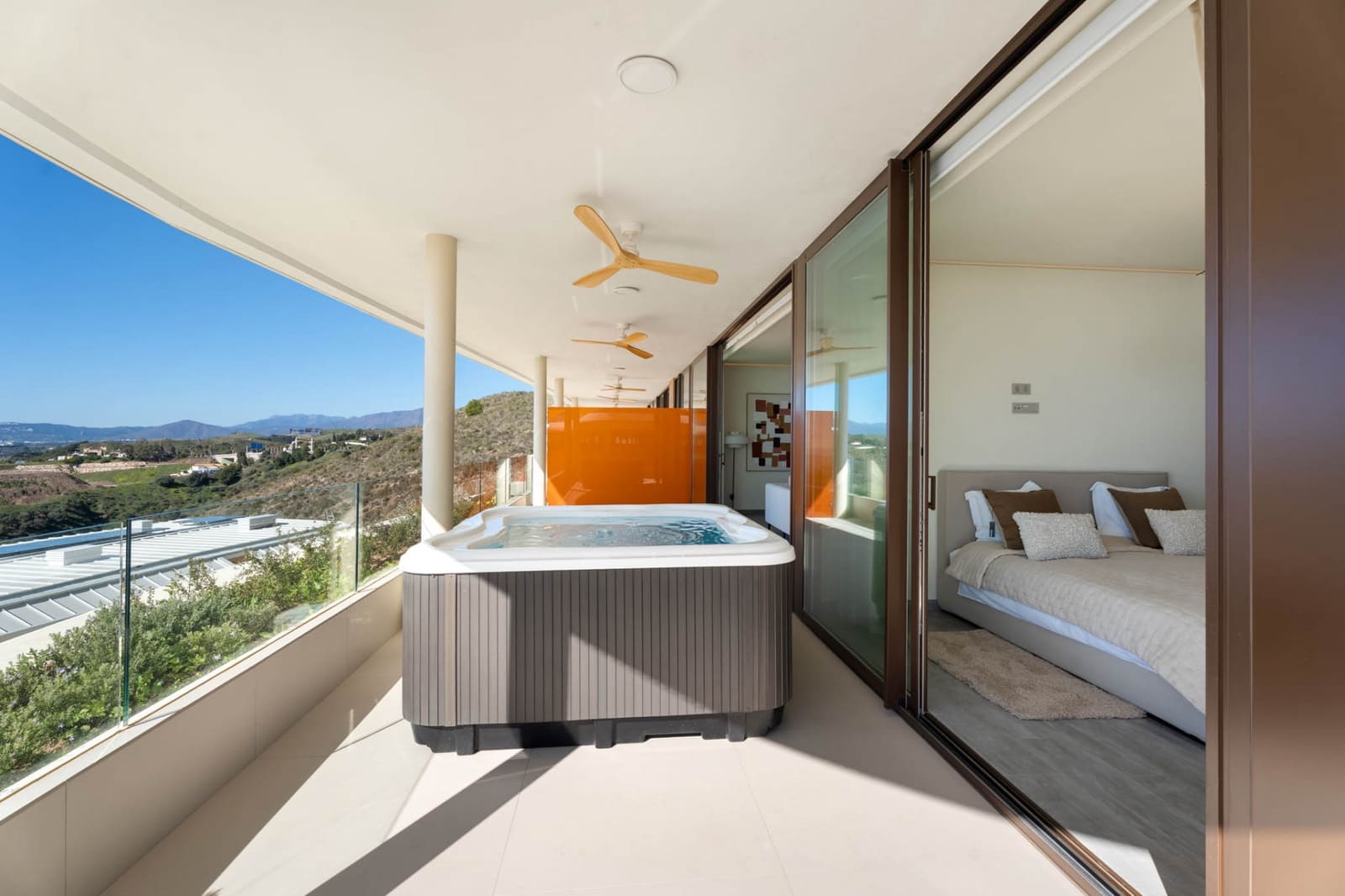 3 soveværelse Lejlighed til salg i Fuengirola med swimmingpool garage - € 910.000 (Ref: 10162867)
