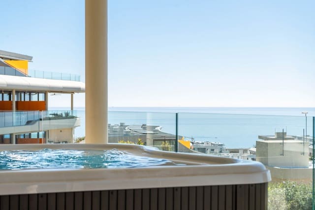 3 soveværelse Lejlighed til salg i El Higuerón, Fuengirola med swimmingpool garage - € 910.000 (Ref: 10162867)