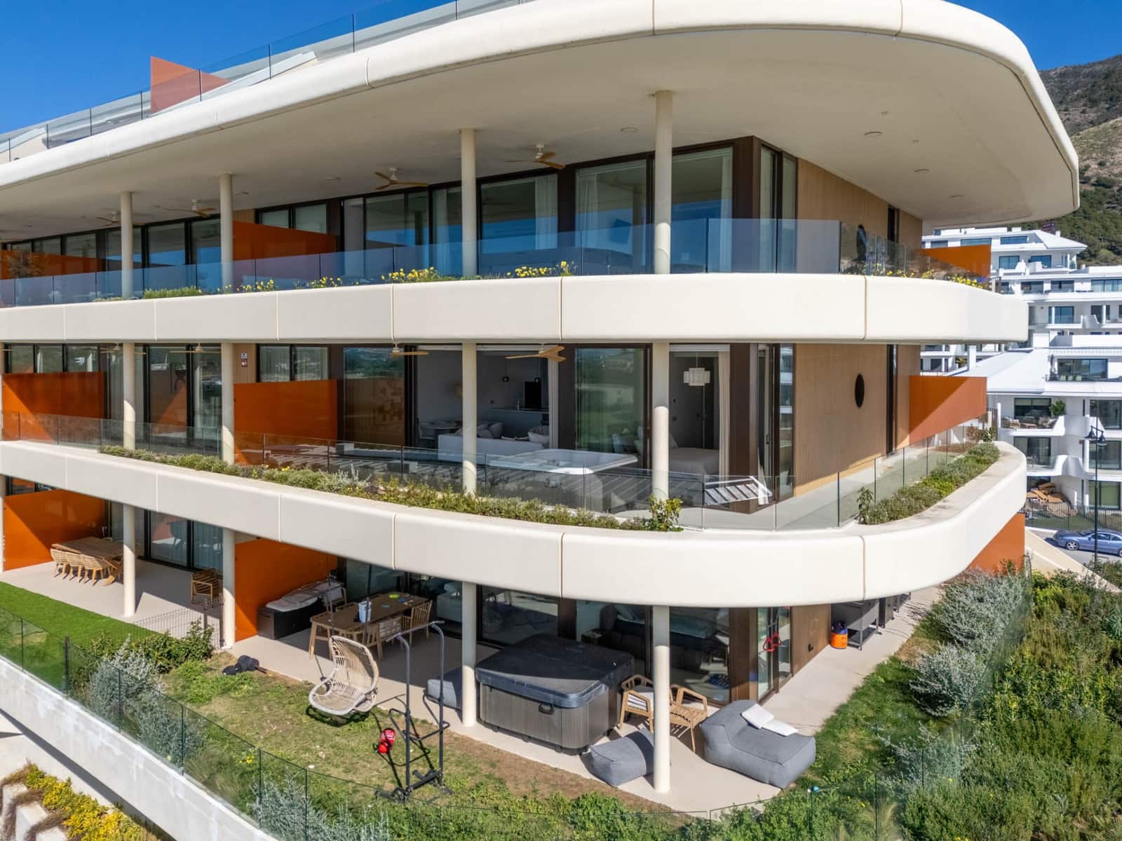 3 soveværelse Lejlighed til salg i Fuengirola med swimmingpool garage - € 910.000 (Ref: 10162867)