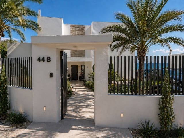6 soverom Villa til salgs i La Capellania, Benalmádena med svømmebasseng garasje - € 3 500 000 (Ref: 10173383)