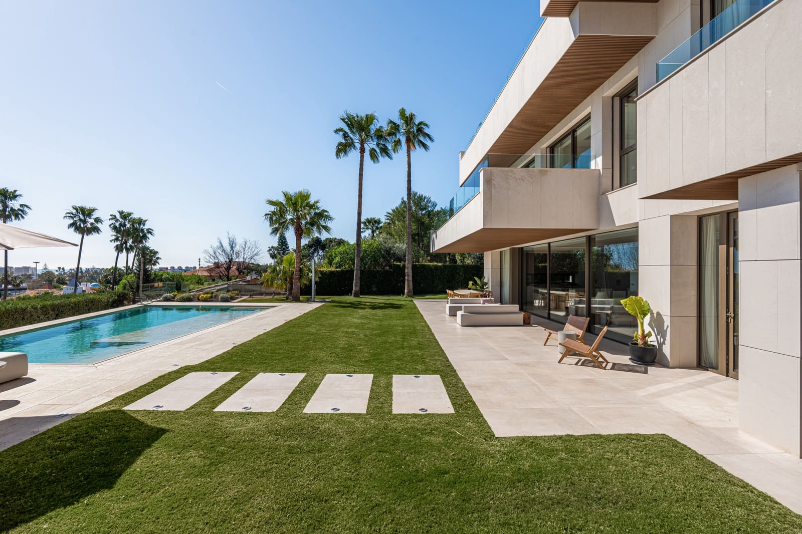 5 slaapkamer Villa te koop in Malaga stad met zwembad garage - € 3.950.000 (Ref: 10173385)