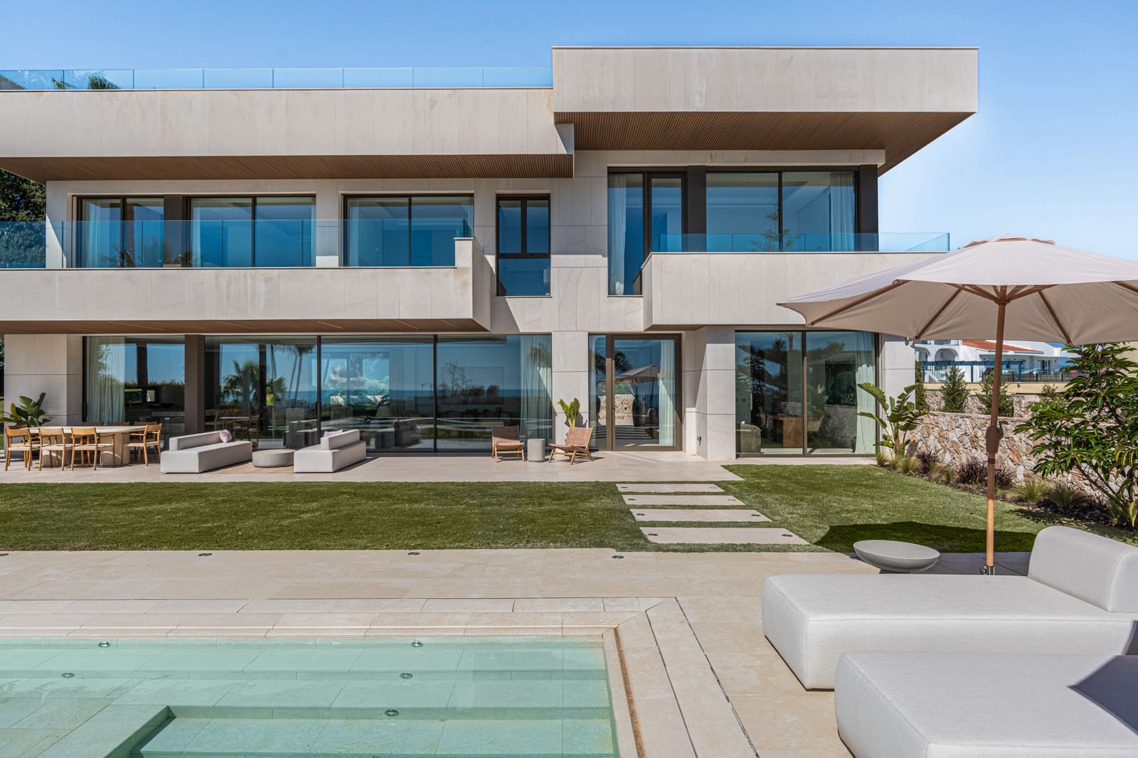 5 slaapkamer Villa te koop in Malaga stad met zwembad garage - € 3.950.000 (Ref: 10173385)