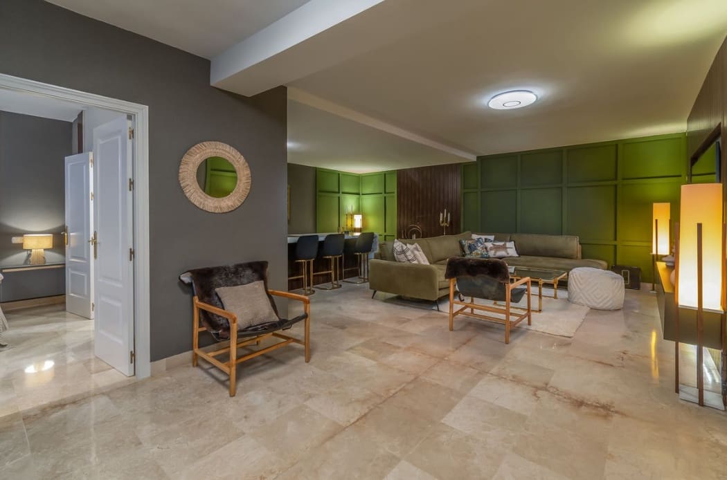 5 Zimmer Villa zu verkaufen in Mijas Costa mit Pool Garage - 1.650.000 € (Ref: 10179930)
