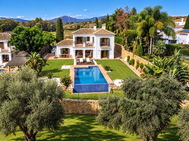 5 Zimmer Villa zu verkaufen in Mijas Costa, Mijas mit Pool Garage - 1.650.000 € (Ref: 10179930)