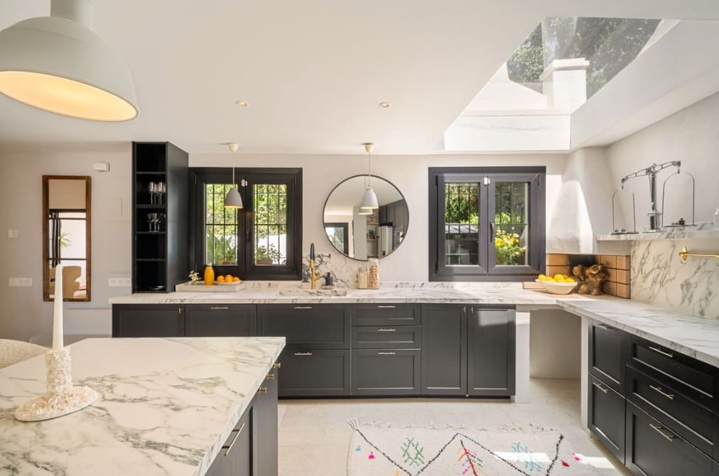 4 bedroom Terraced Villa for sale in Golden Mile with pool garage - € 1,650,000 (Ref: 10182677)