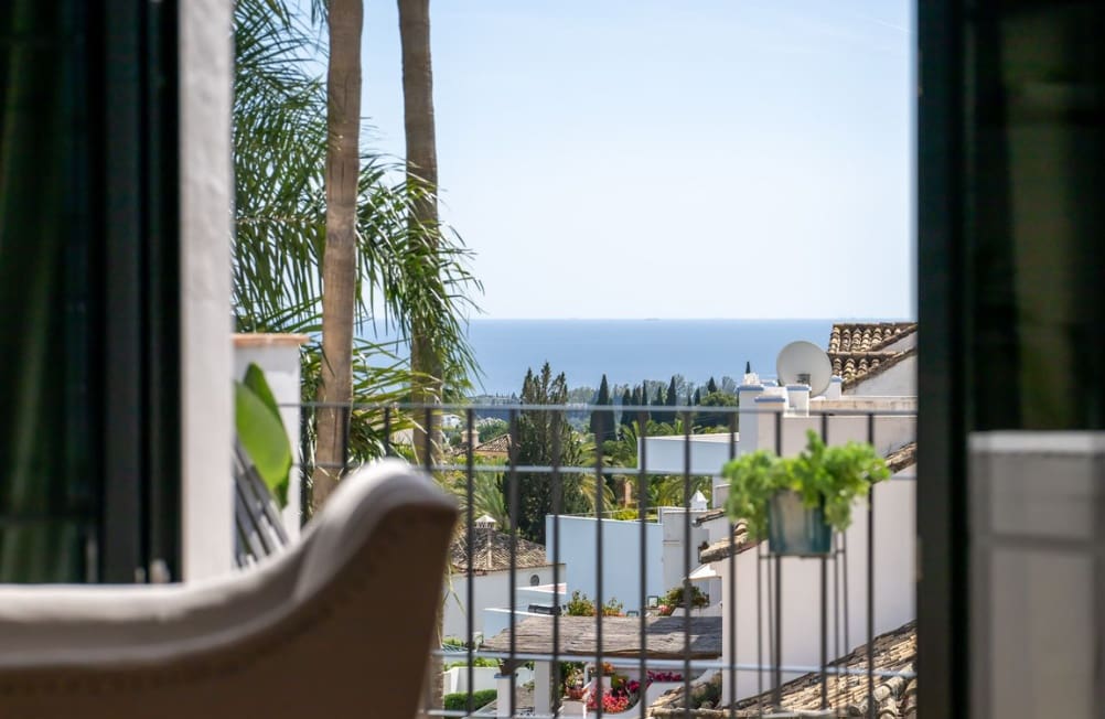4 bedroom Terraced Villa for sale in Golden Mile with pool garage - € 1,650,000 (Ref: 10182677)