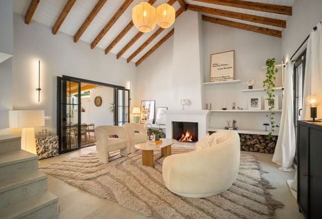 4 bedroom Terraced Villa for sale in Golden Mile, Marbella with pool garage - € 1,650,000 (Ref: 10182677)
