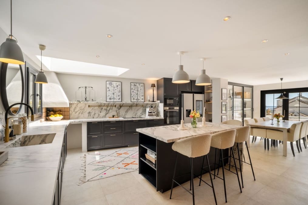 4 bedroom Terraced Villa for sale in Golden Mile with pool garage - € 1,650,000 (Ref: 10182677)