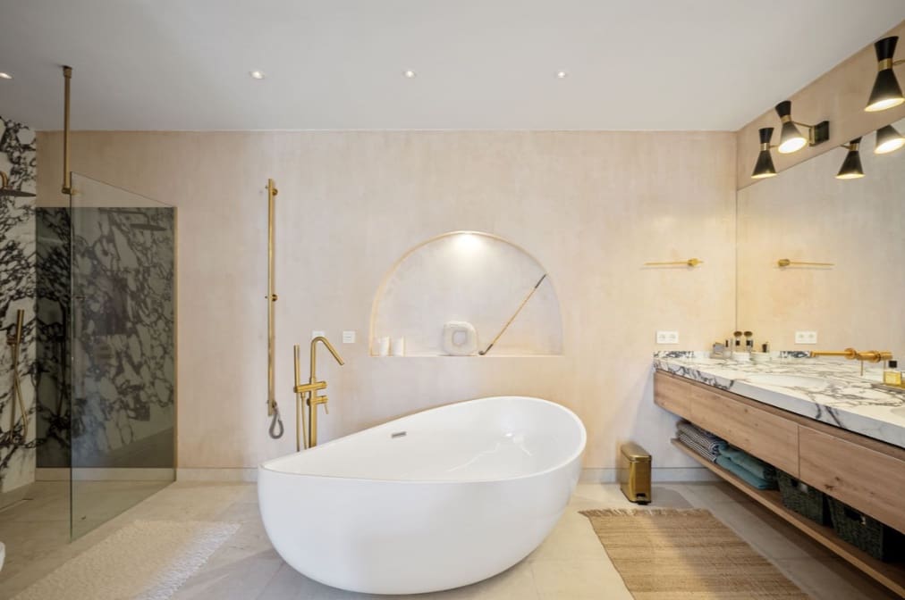 4 bedroom Terraced Villa for sale in Golden Mile with pool garage - € 1,650,000 (Ref: 10182677)