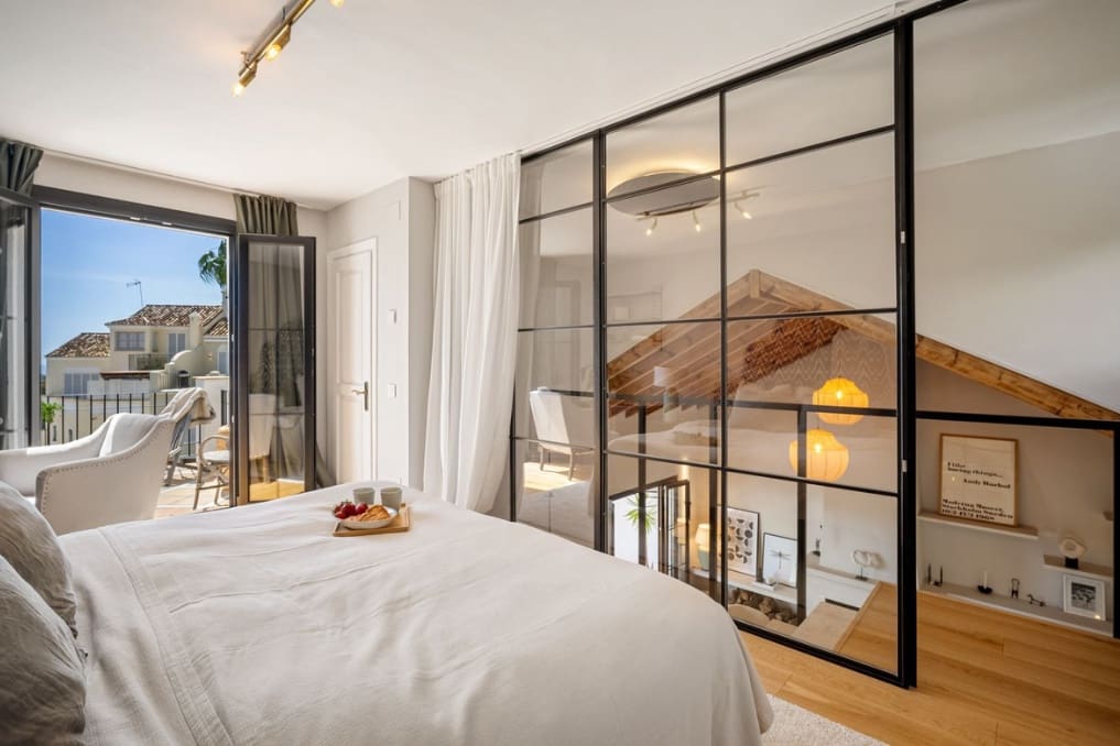 4 bedroom Terraced Villa for sale in Golden Mile with pool garage - € 1,650,000 (Ref: 10182677)