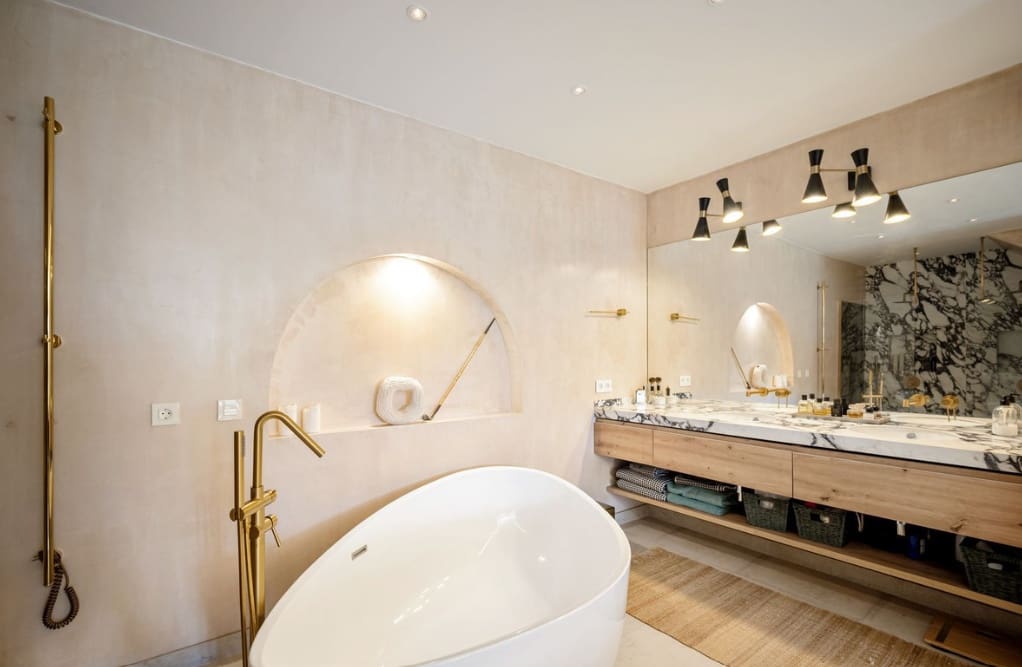 4 bedroom Terraced Villa for sale in Golden Mile with pool garage - € 1,650,000 (Ref: 10182677)