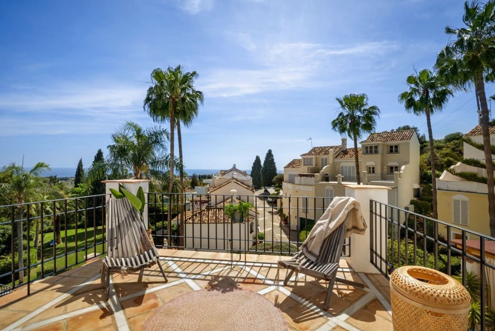 4 bedroom Terraced Villa for sale in Golden Mile with pool garage - € 1,650,000 (Ref: 10182677)