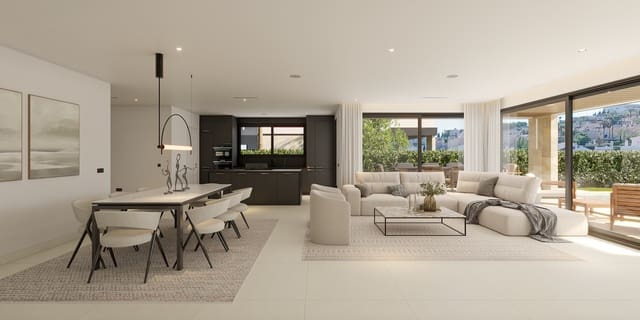 4 bedroom Villa for sale in Marbella with pool garage - € 1,800,000 (Ref: 7910990)