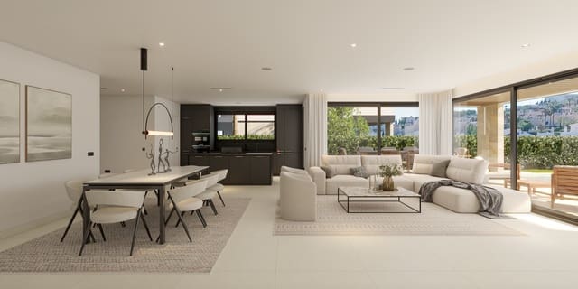 4 bedroom Villa for sale in Marbella with pool garage - € 1,800,000 (Ref: 7910990)