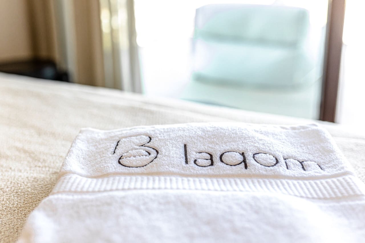 4 bedroom Villa for sale in Marbella with pool garage - € 1,890,000 (Ref: 7913247)