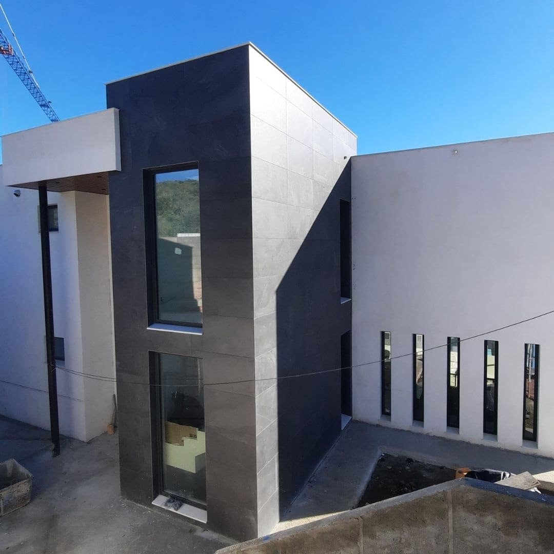 5 Zimmer Villa zu verkaufen in Marbella mit Pool Garage - 2.300.000 € (Ref: 7980680)