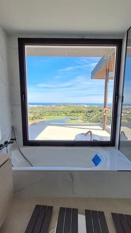 5 Zimmer Villa zu verkaufen in Marbella mit Pool Garage - 2.300.000 € (Ref: 7980680)