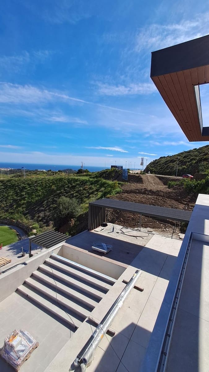 5 Zimmer Villa zu verkaufen in Marbella mit Pool Garage - 2.300.000 € (Ref: 7980680)