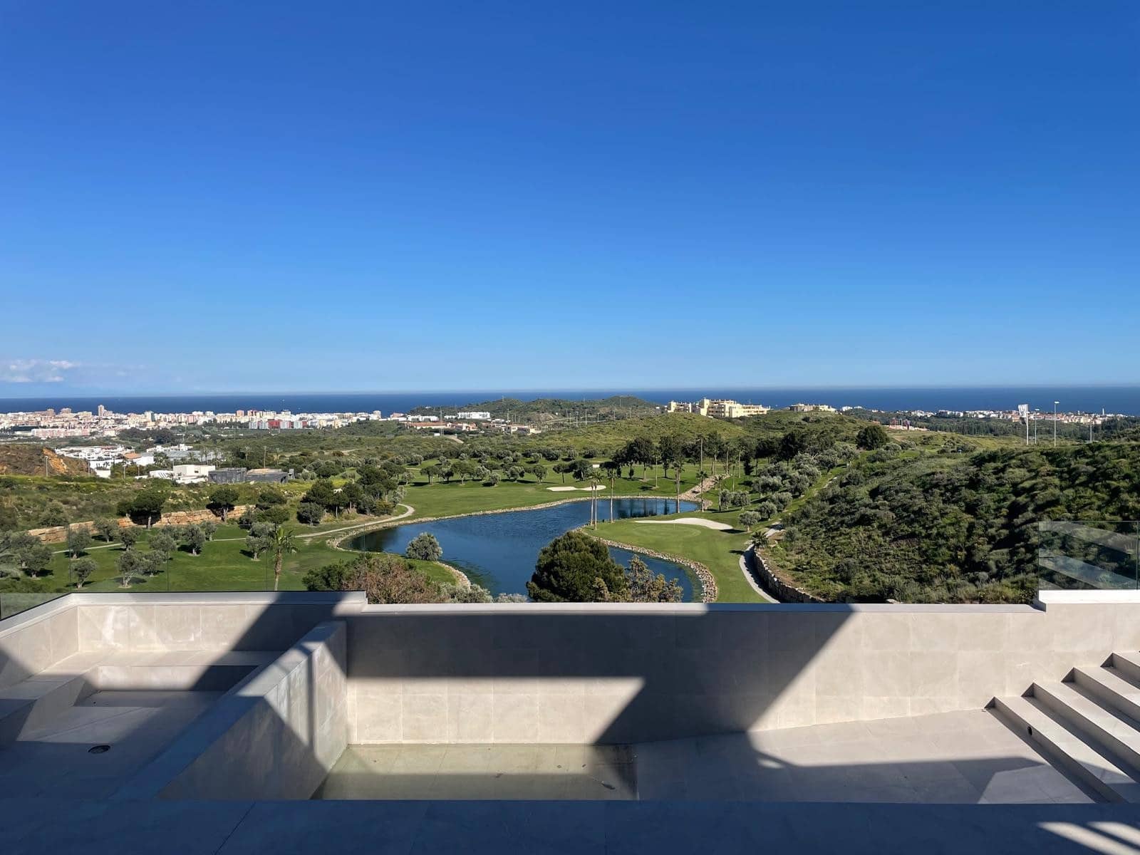 5 bedroom Villa for sale in Marbella with pool garage - € 2,300,000 (Ref: 7980680)