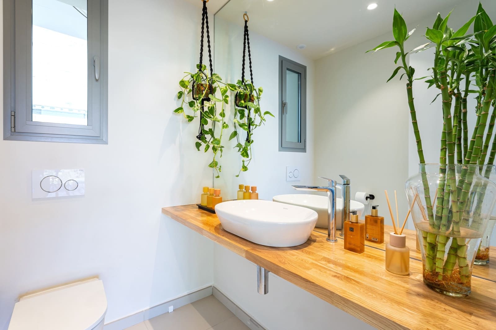 3 bedroom Apartment for sale in Benalmadena with pool garage - € 1,190,000 (Ref: 8006252)