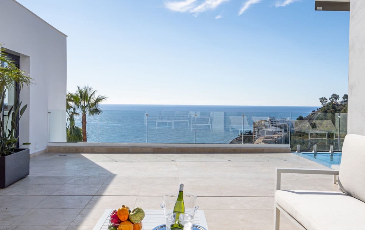 4 Zimmer Villa zu verkaufen in Marbella mit Pool Garage - 1.625.000 € (Ref: 8031344)