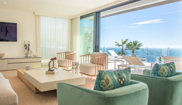 4 Zimmer Villa zu verkaufen in Marbella mit Pool Garage - 1.625.000 € (Ref: 8031344)