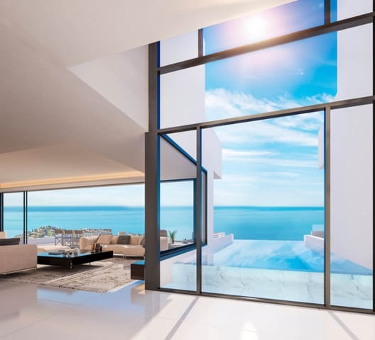 4 bedroom Villa for sale in Marbella with pool garage - € 1,450,000 (Ref: 8064722)