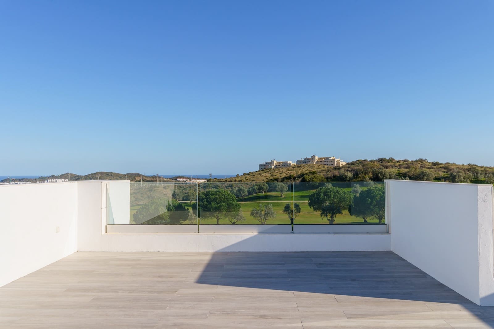 3 quarto Moradia para venda em Marbella com piscina garagem - 1 125 000 € (Ref: 8100841)