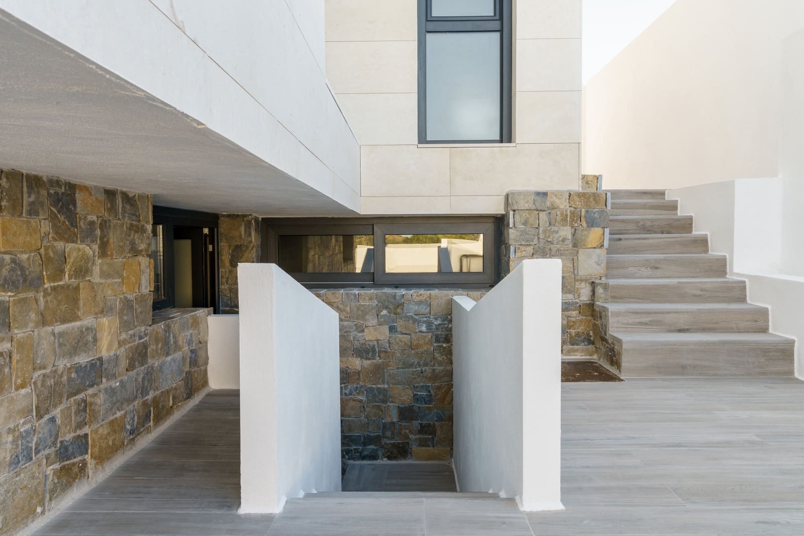 3 quarto Moradia para venda em Marbella com piscina garagem - 1 125 000 € (Ref: 8100841)