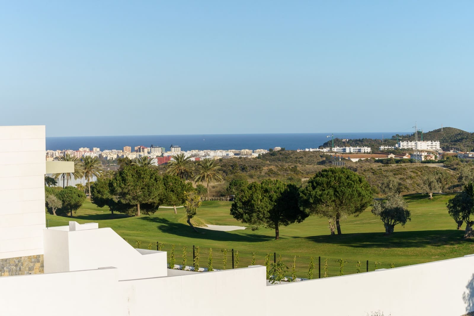 3 Zimmer Villa zu verkaufen in Marbella mit Pool Garage - 1.125.000 € (Ref: 8100841)