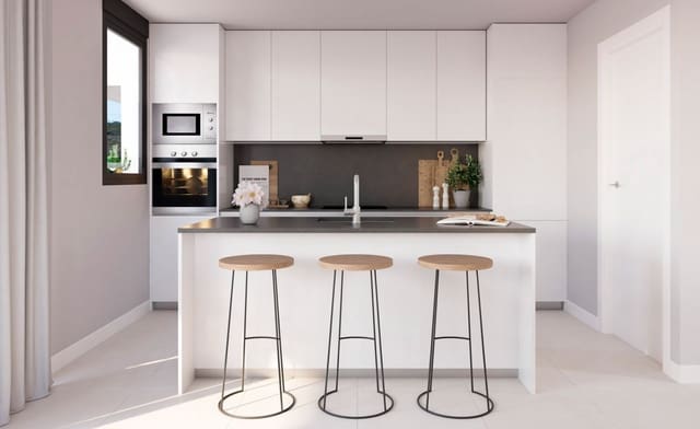 3 chambre Appartement à vendre à Casares avec piscine garage - 381 000 € (Ref: 8212948)