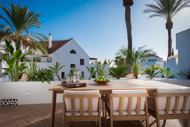 3 quarto Apartamento para venda em Marbella com garagem - 995 000 € (Ref: 9616319)