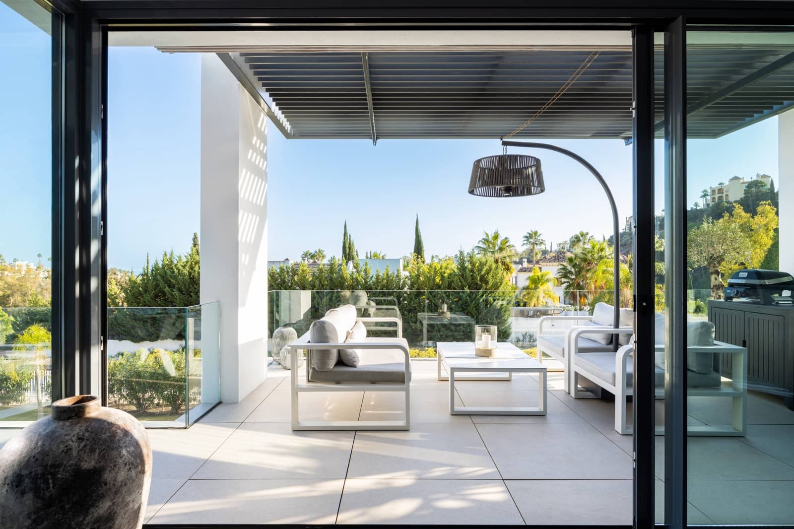 2 quarto Apartamento para venda em Benahavis com piscina garagem - 850 000 € (Ref: 9616322)