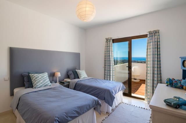 4 camera da letto Villa in vendita in Marbella con piscina garage - 1.995.000 € (Rif: 9616323)