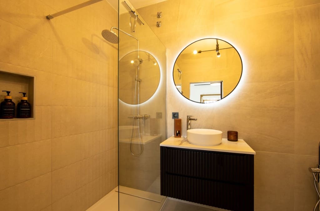 3 Zimmer Villa zu verkaufen in Manilva mit Pool - 550.000 € (Ref: 9616326)