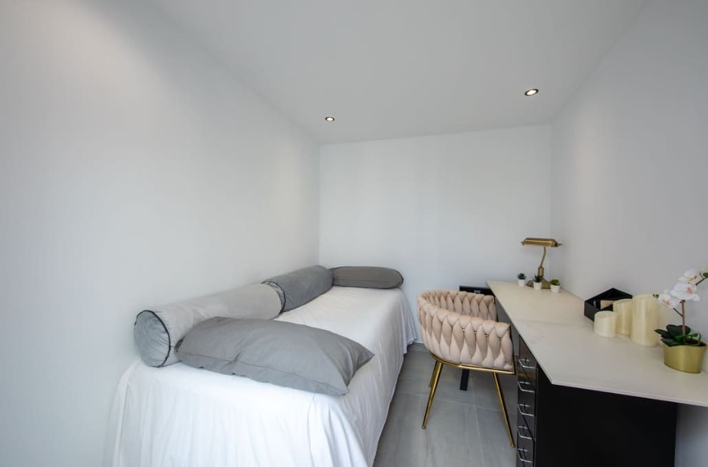 3 Zimmer Villa zu verkaufen in Manilva mit Pool - 550.000 € (Ref: 9616326)