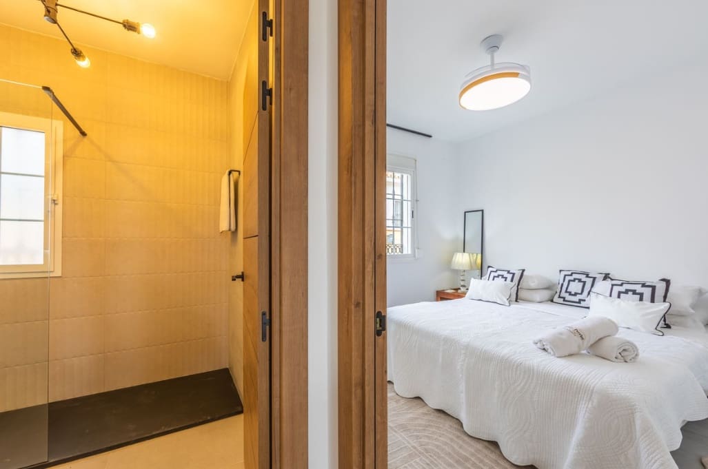 3 Zimmer Villa zu verkaufen in Manilva mit Pool - 550.000 € (Ref: 9616326)