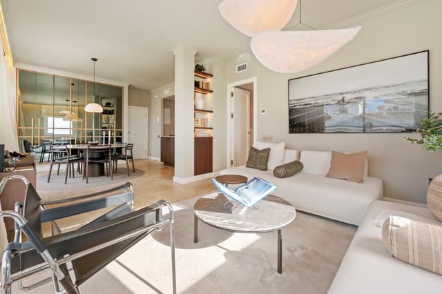 2 soveværelse Lejlighed til salg i Puerto Banus, Marbella med swimmingpool garage - € 1.995.000 (Ref: 9616327)