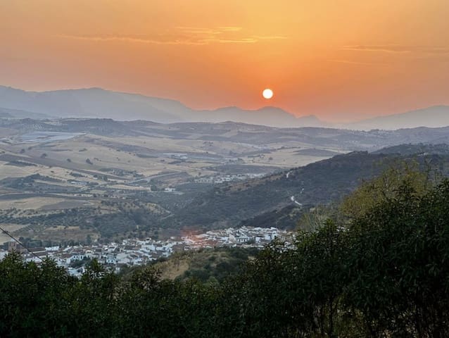 3 bedroom Villa for sale in Casabermeja with pool garage - € 470,000 (Ref: 9616328)