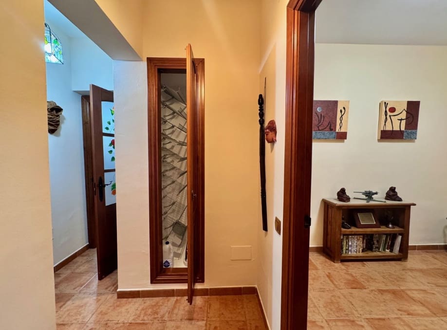 3 soverom Villa til salgs i Casabermeja med svømmebasseng garasje - € 470 000 (Ref: 9616328)