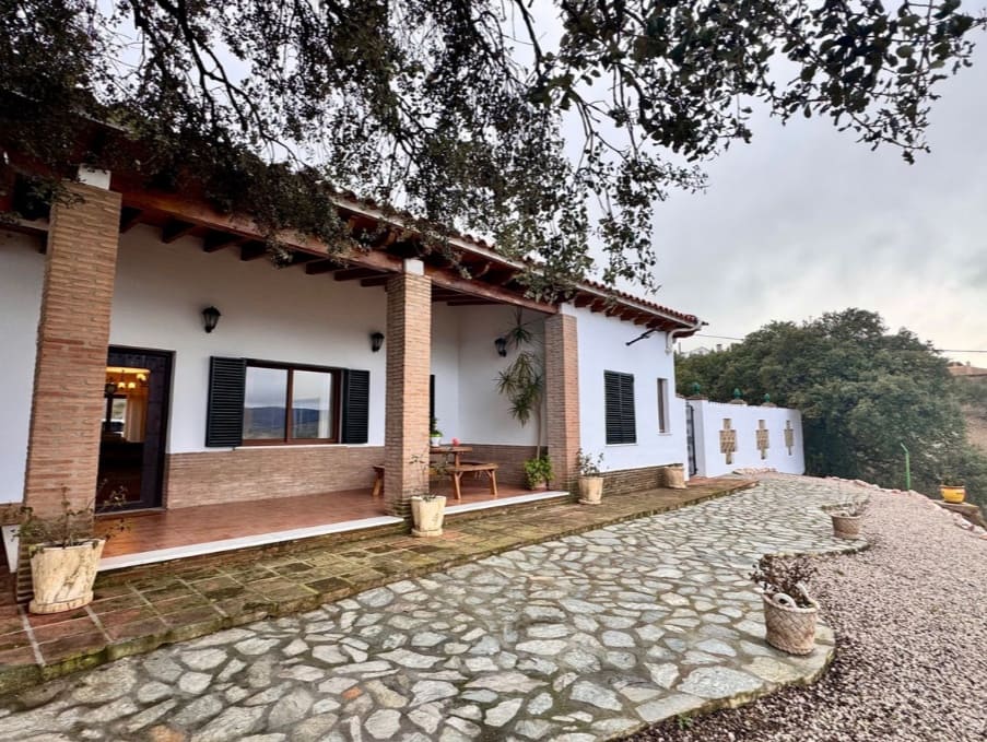 3 soverom Villa til salgs i Casabermeja med svømmebasseng garasje - € 470 000 (Ref: 9616328)